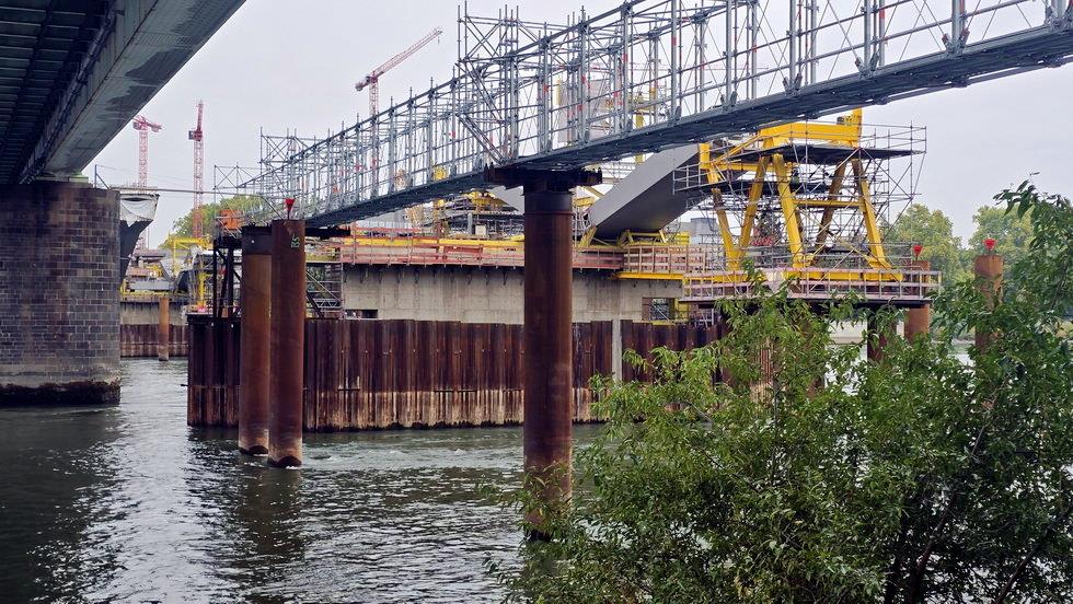 Brücke-2025-10-12-04 Brücke 2025 10 12 04